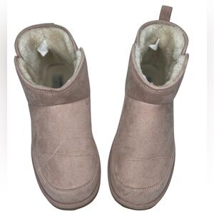 Old Navy Pink Faux Suede Sherpa Lined Ankle Boots Winter Cozy